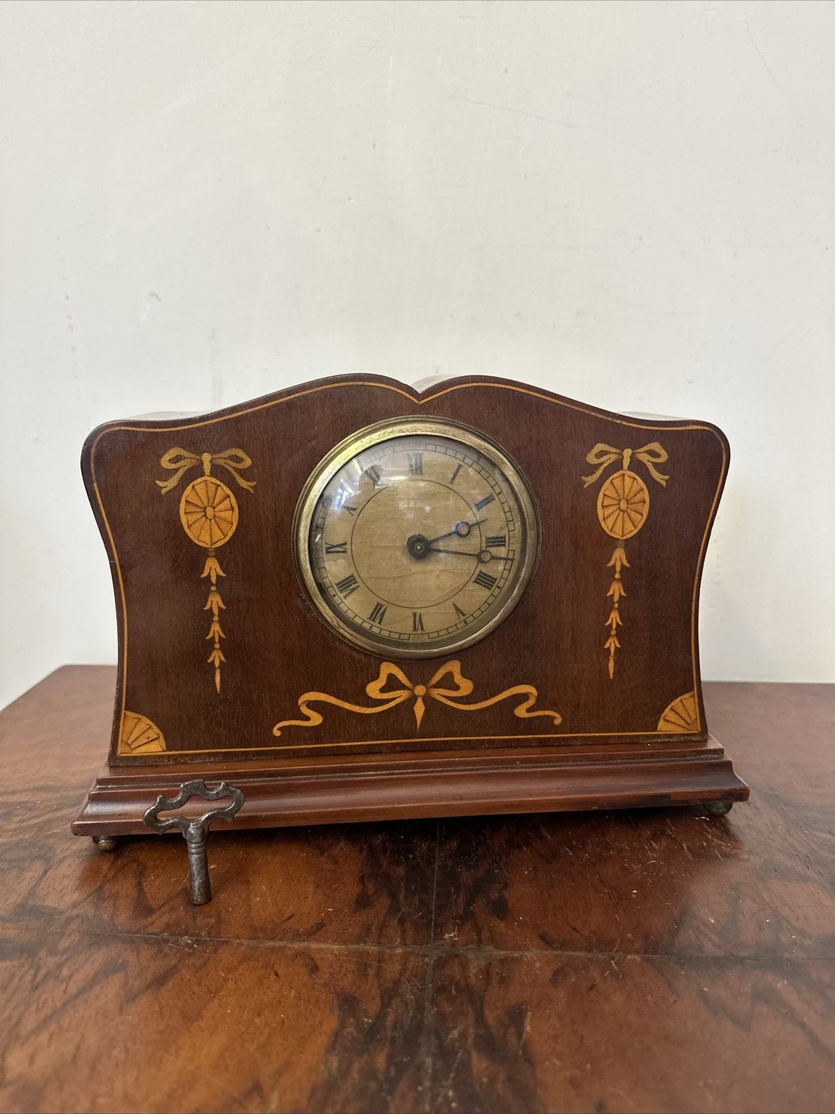 Quality Edwardian Antique Inlaid Mahogany Eight Day Desktop Mantle Clock