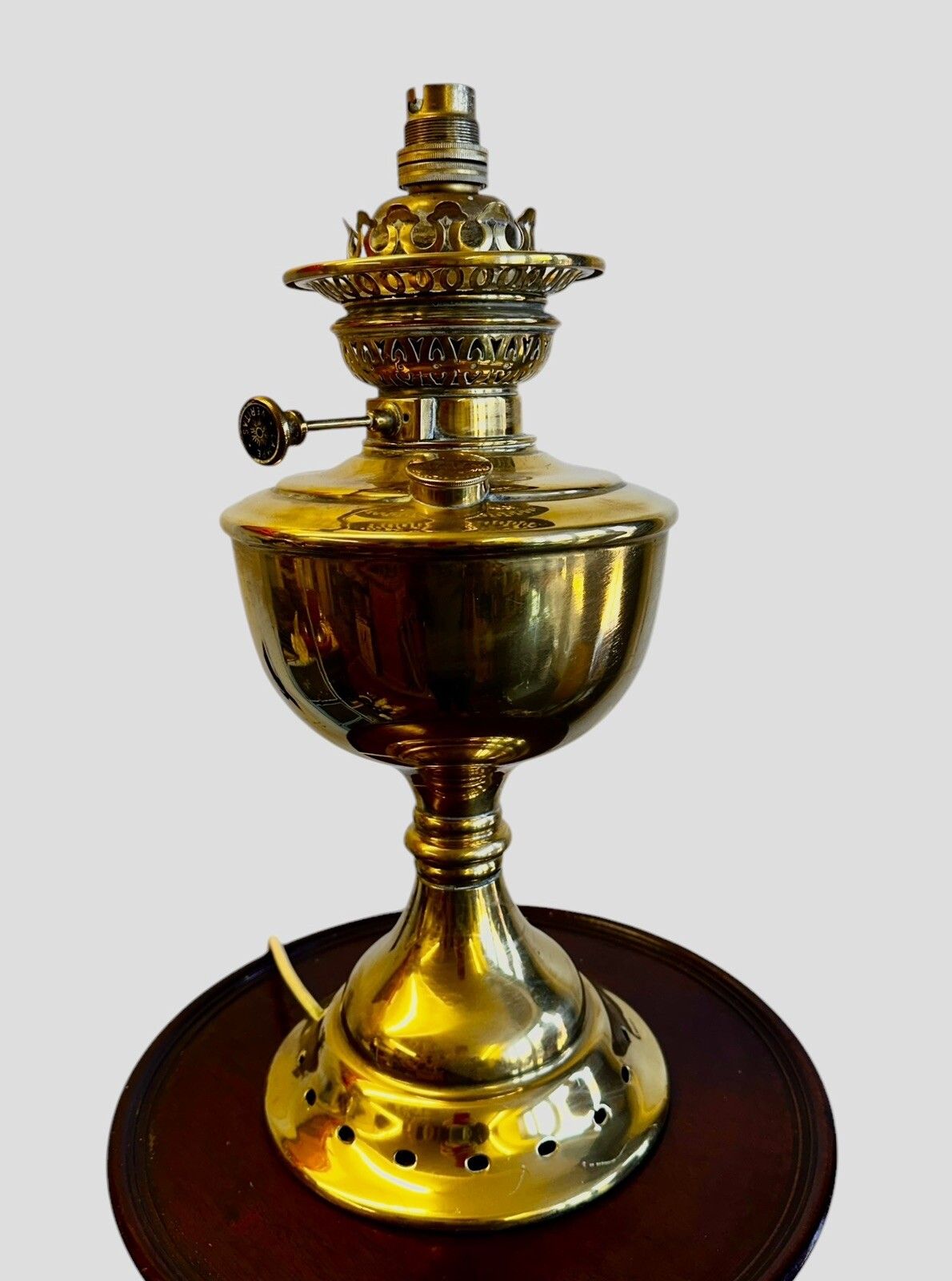 Table Lamp Antique Veritas Brass Oil Lamp British Lamp Converted To Electric