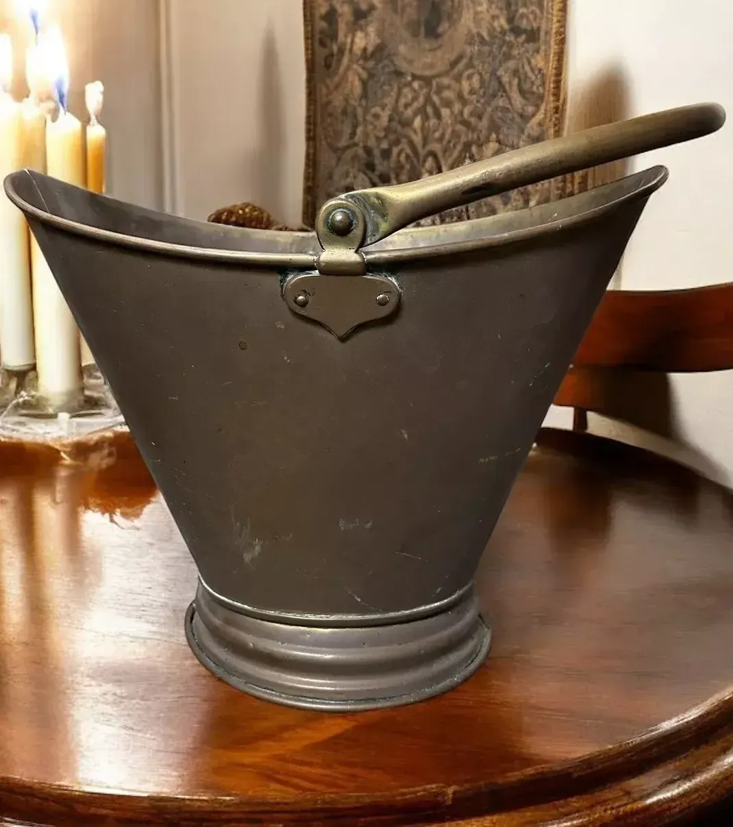 Antique Country House Large Heavy Brass Fireside Coal Log Scuttle Bucket