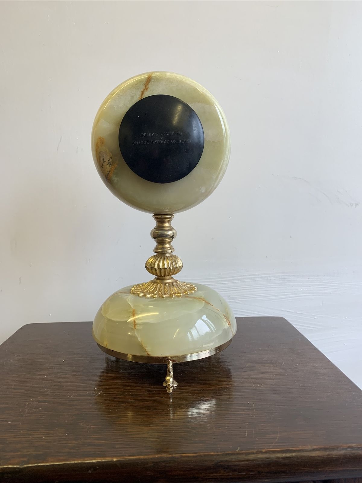 Gorgeous  Mid Century 70’s Chadfield Onyx Marble Fine Mantle Clock  Hollywood photo buy
