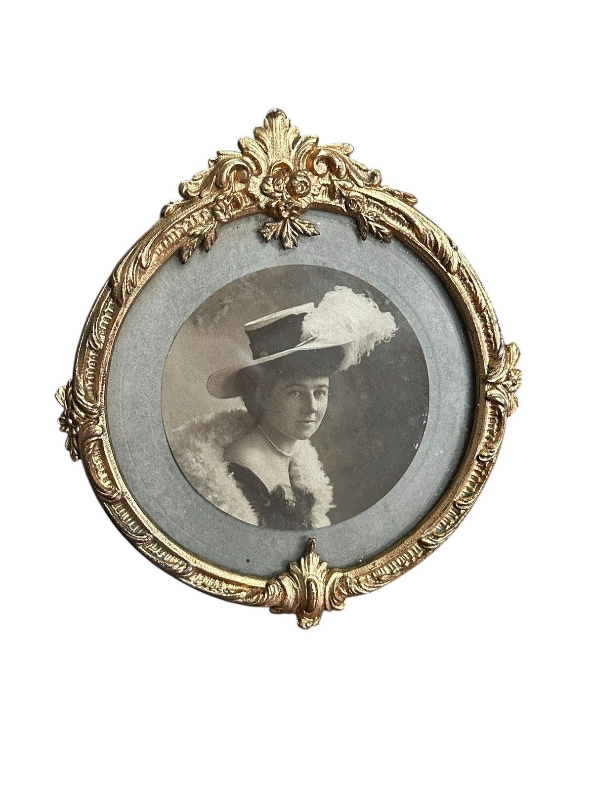 Gilt Edwardian Easel Photo Frame Antique Gold Metal Gilt Oval photo for sale