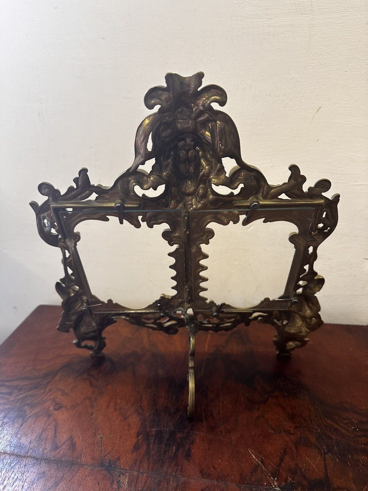 Superb Brass Cherub Putti Medusa Twin Rococo Easel Glazed Photo Frame photo vinterior