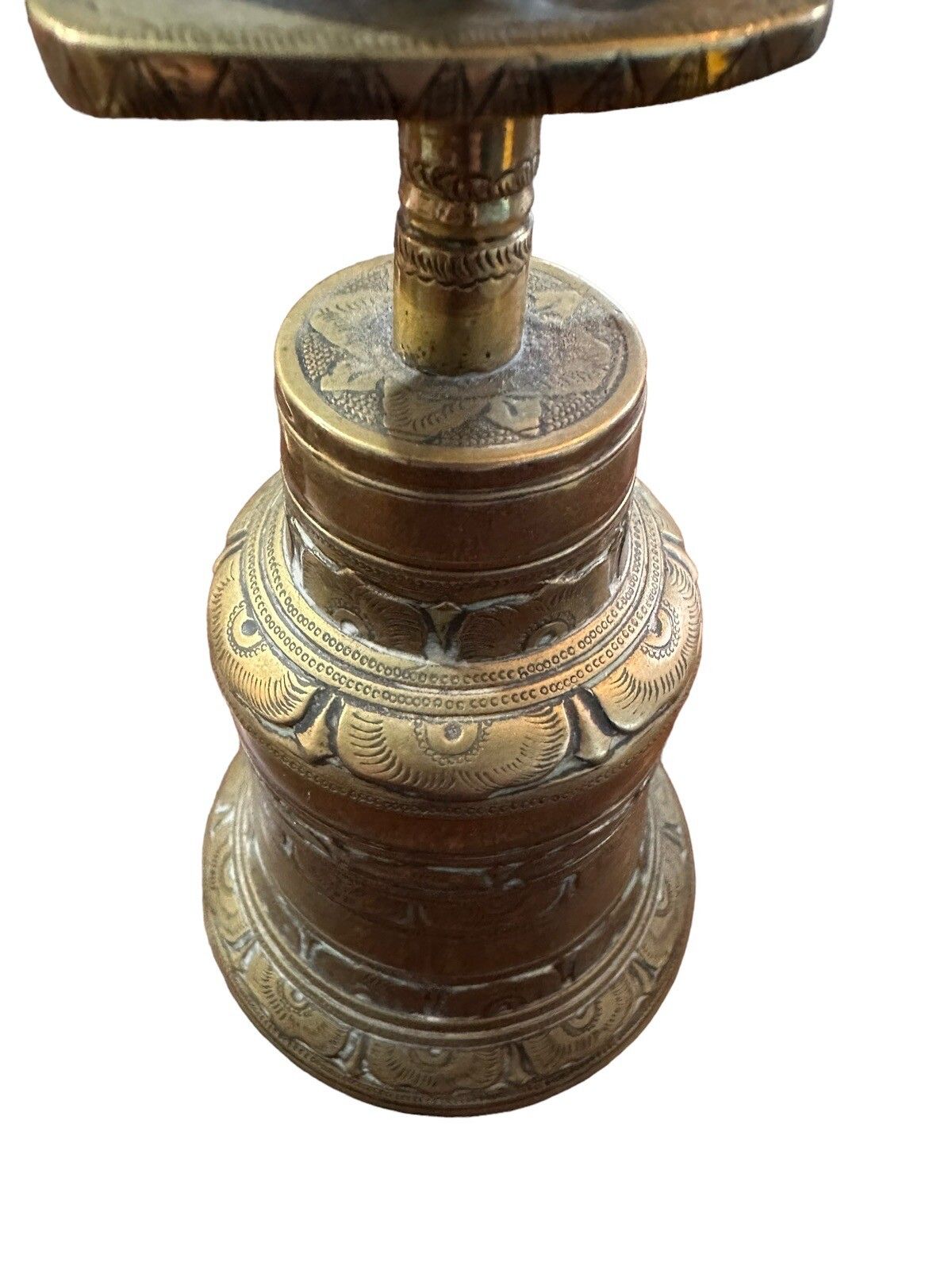 Antique Balinese Brass Temple Bell With A Elephant , C. 1920 40 photo vinterior