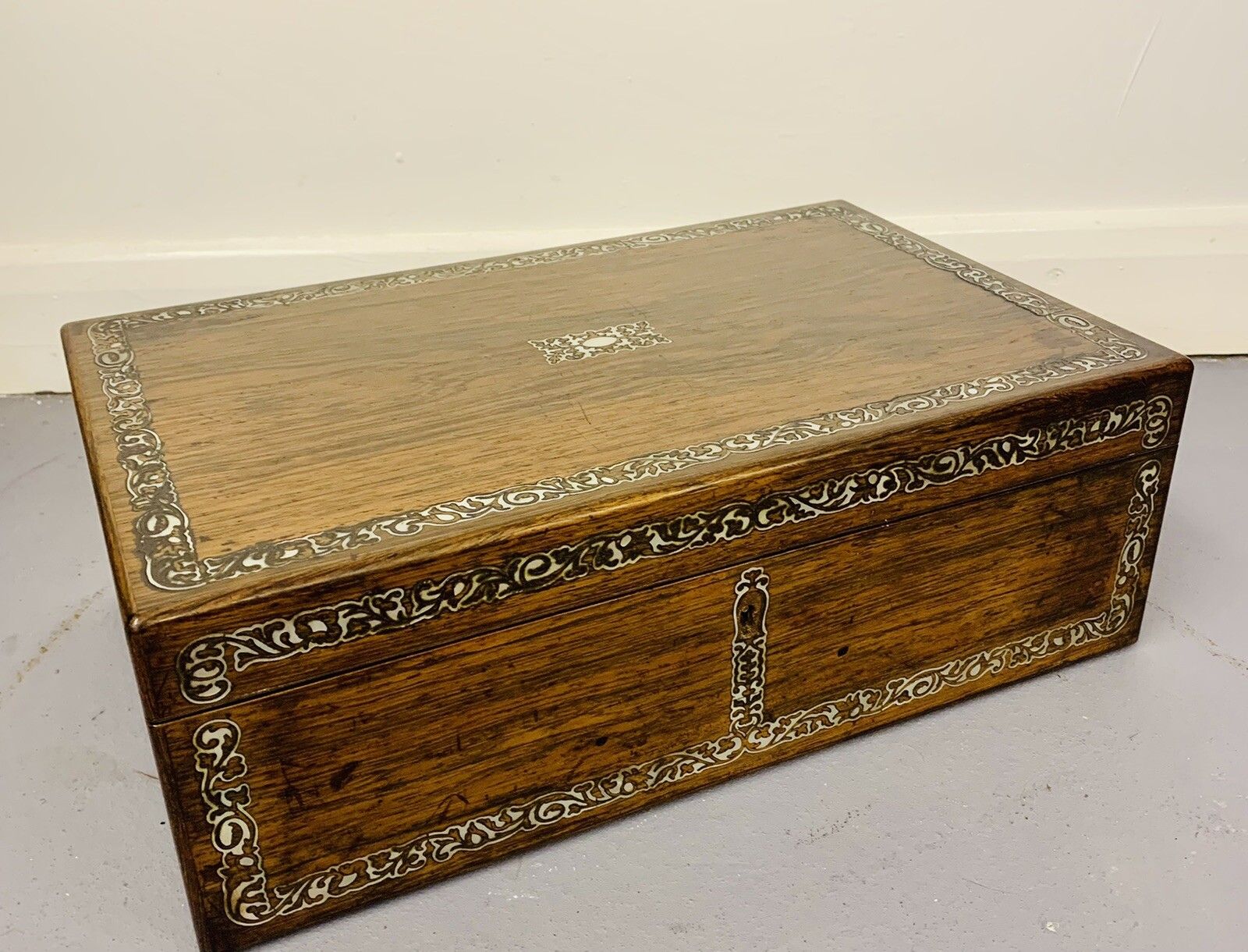Great English Victorian 1880 Antique Portable Travel/Lap Desk, Mop Inlay