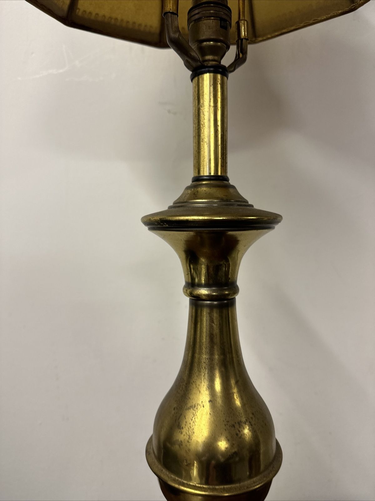 Beautiful Huge 32” Antique Brass Bulbous Lamp With Stunning Shade photo Lighting