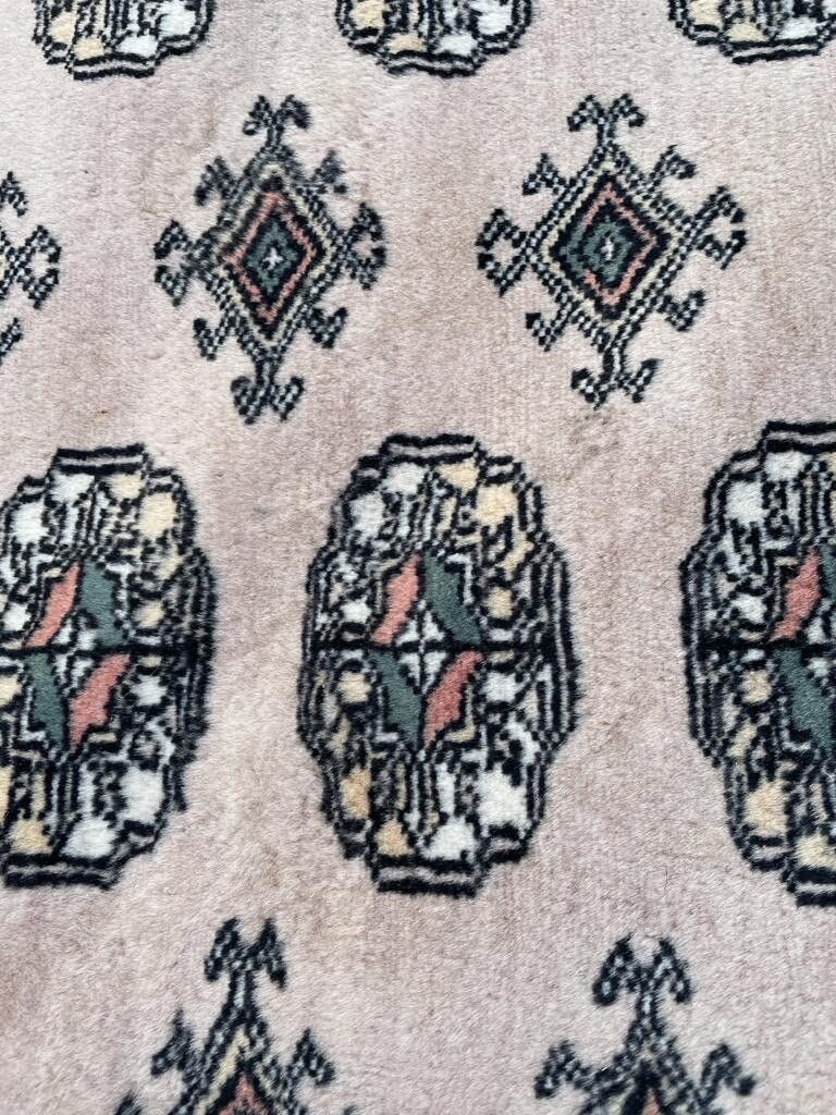 photo furniture Vintage Antique Genuine Eastern Hand Knotted Wool Rug 171cm By 93cm