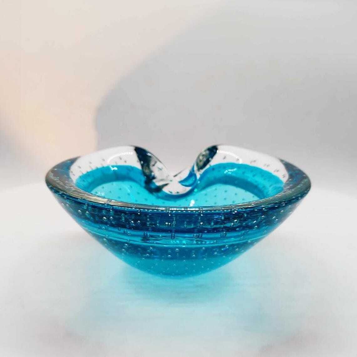 1960s Shell Ashtray Or Catch All In Murano Glass By Flavio Poli For Seguso. Made In Italy. photo for sale