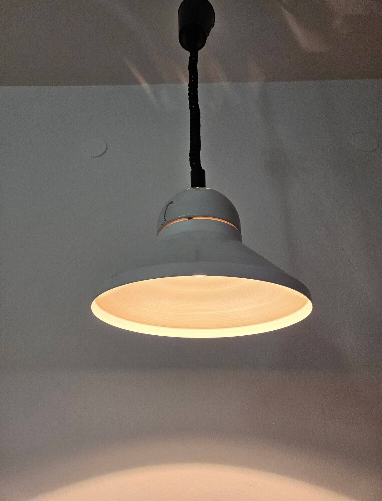 Vintage Pendant Lamp, White Lamp, Metal Lamp, Vintage Ceiling Light, 80's Lamps, Retro Hanging Light, Retro Kitchen Lamp, Black And White photo 51.0