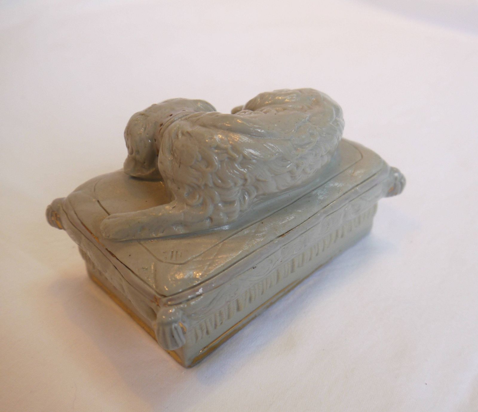 Sleeping Dog Lidded Pot, Spaniel Heavy Pottery Trinket Dish, Lidded Dish With Dog Design, Dog Ornament Dish photo vintage
