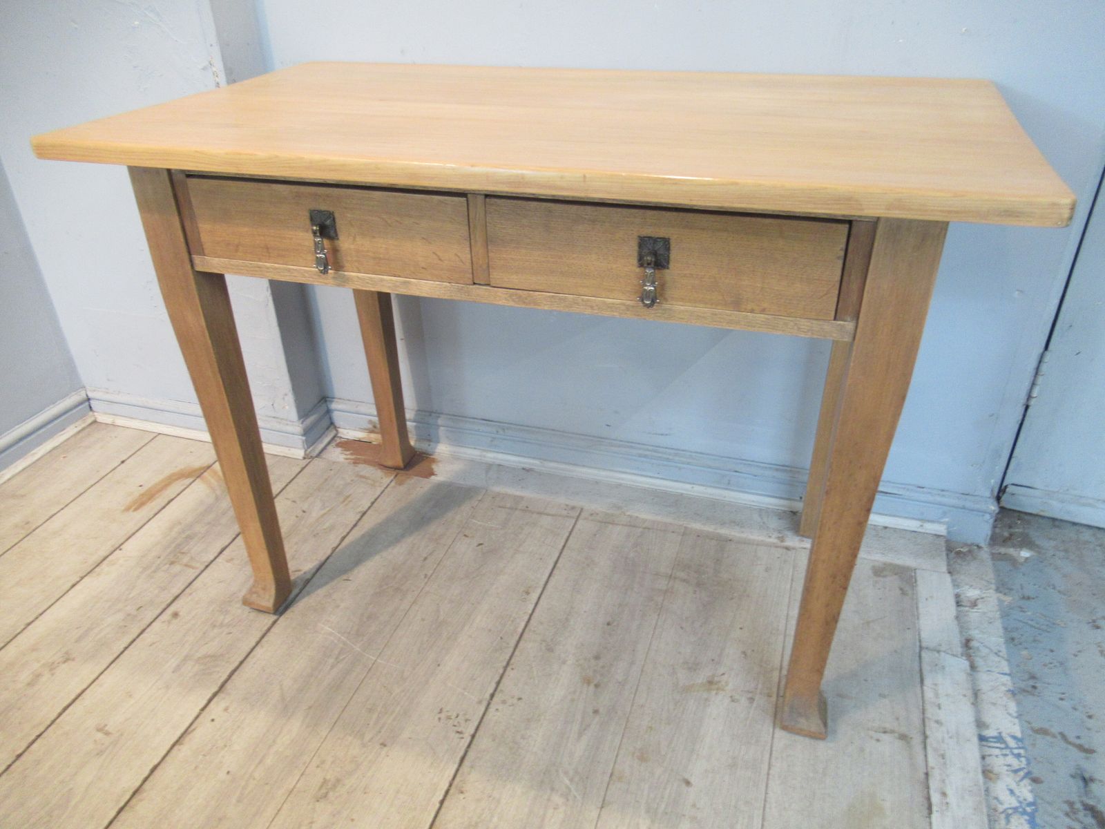 Oak And Pine  Kitchen Table photo vinterior