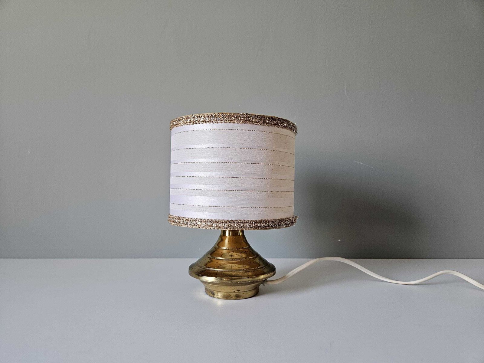 Vintage Bedside Lamp, Vintage Table Lamp, Brass Lamp, Retro White Glass Sconce Lamp, Night Light, Nightstand Lamp, 60's Lamp, Old Lamp