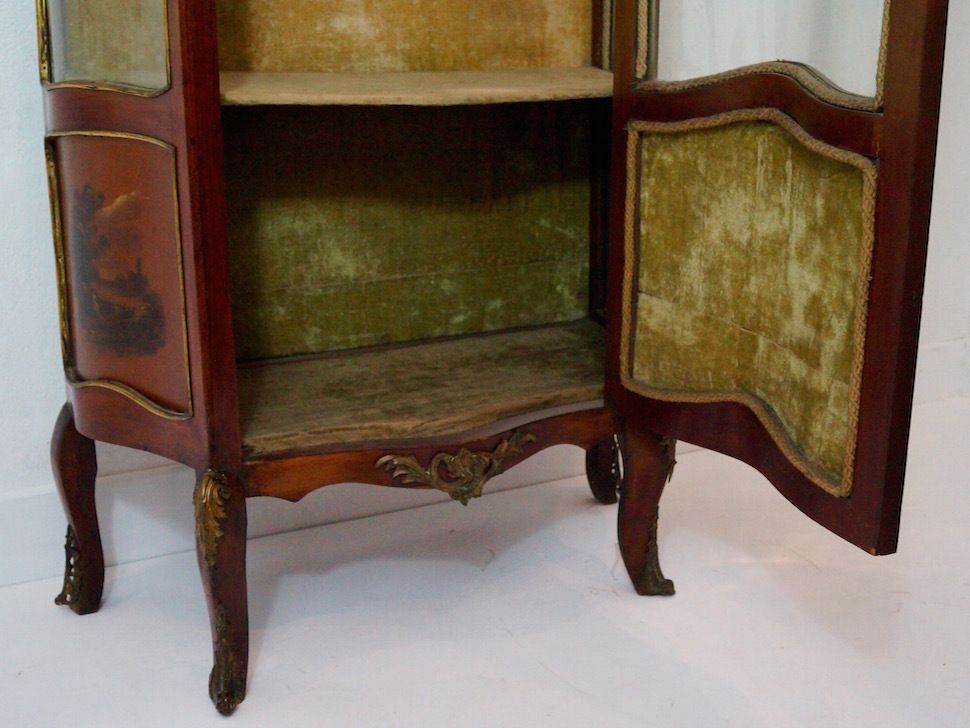 Beautiful French Antique 19th Century Louis XV Vitrine / Display Cabinet   Free Delivery To England And Wales photo Furniture