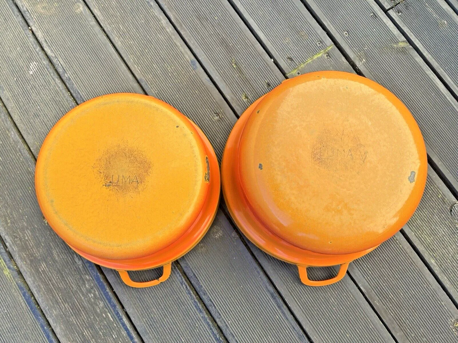 photo vinterior 2 Mid Century 60's French Orange Luma Enamel Saucepans Retro Vintage Kitchen 50s