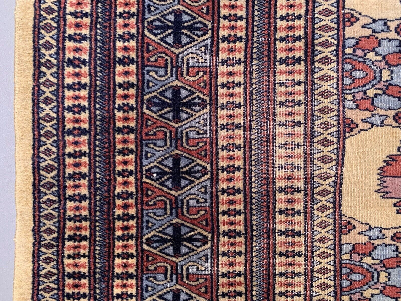 Fine Vintage Pakistani Rug, 290x190 Cm Turkoman Bokhara Large, Shabby photo vinterior