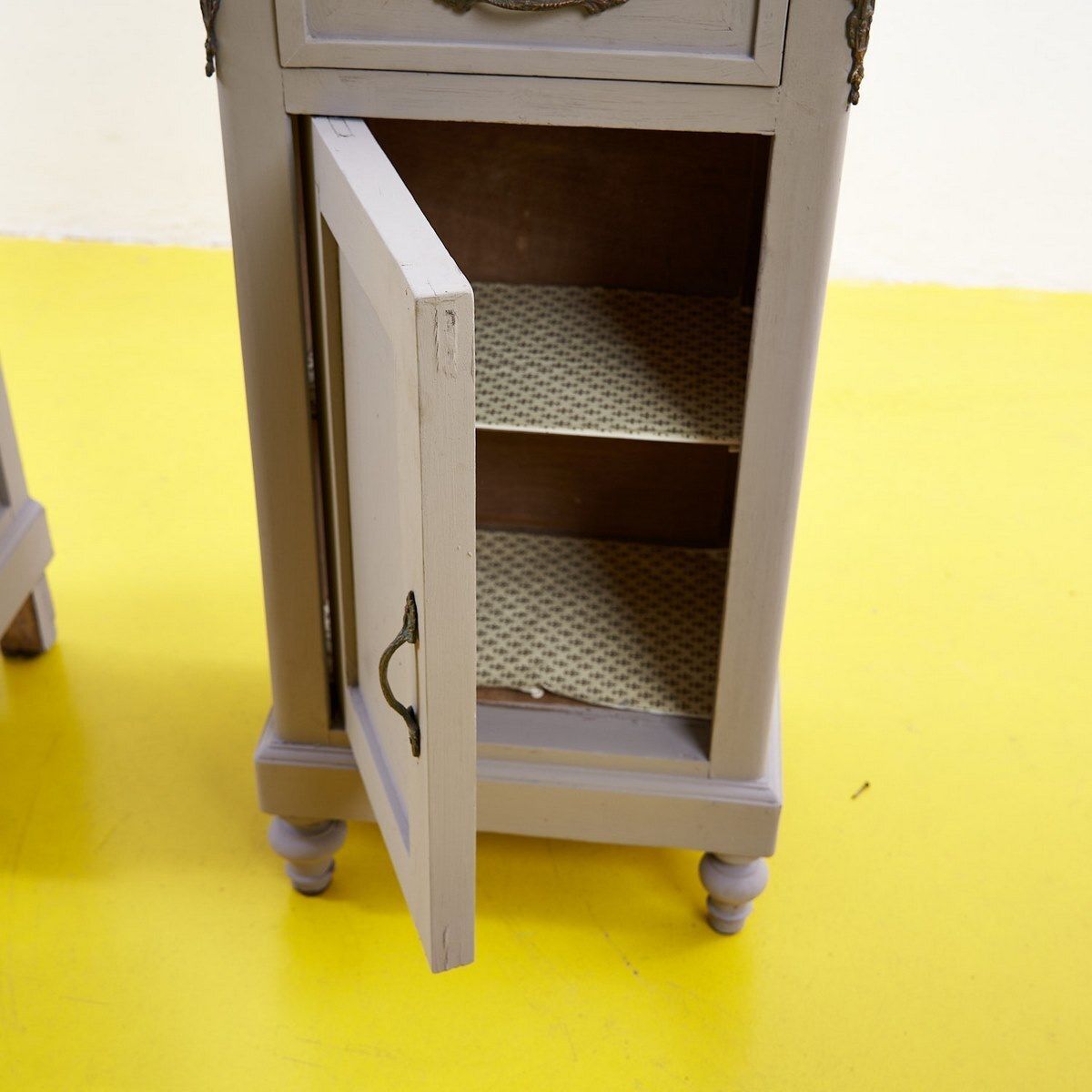 Pair Of Early 1900s Bedside Tables In Dove Grey Wood photo Furniture