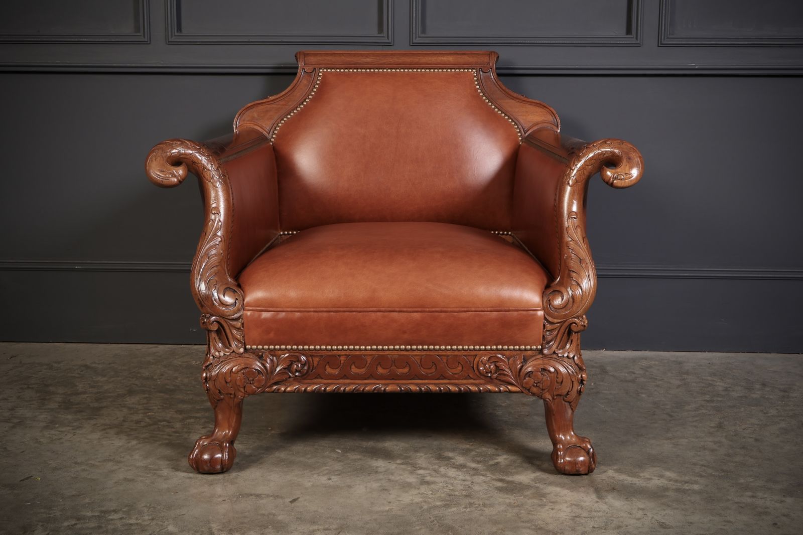 photo vinterior Pair Of Carved Mahogany & Leather Library Armchairs
