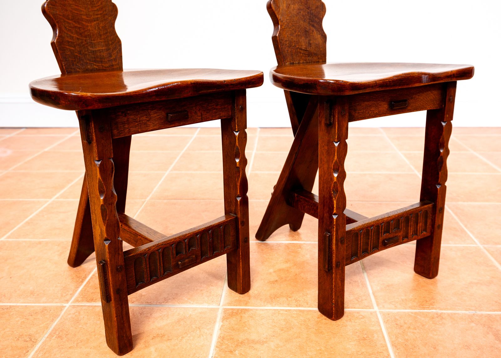 Furniture Vintage Arts & Crafts Chairs Pair Hall Side Dining Chairs By Rupert Griffiths Rusti.C Cotswold School Traditiona.L Mission Craftsman Mid Century Mcm photo