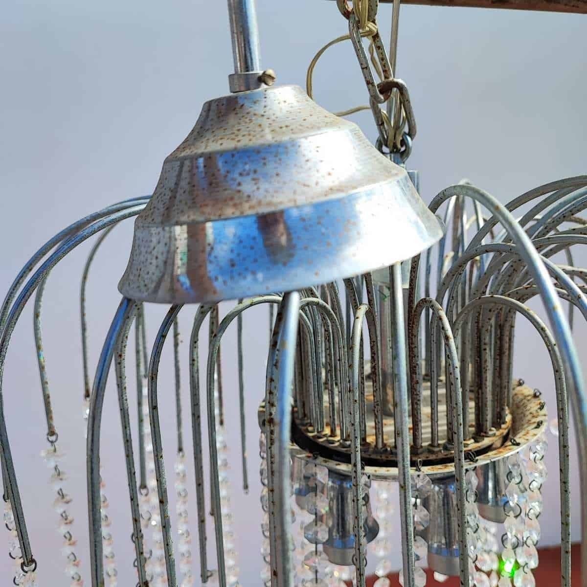 photo furniture Vintage Chandelier In Metal And Glass Drops