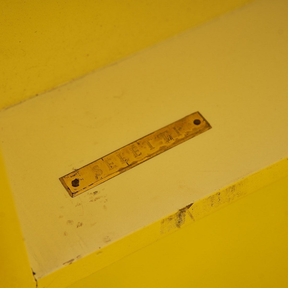 3056.0 Design Table In Laminated Wood With Polka Dots, Seletti Piu Damien Hirst photo