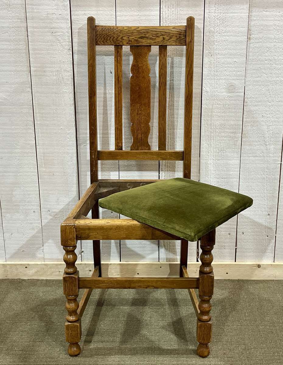 Set Of 4 English Oak Chairs From The 1930s photo for sale