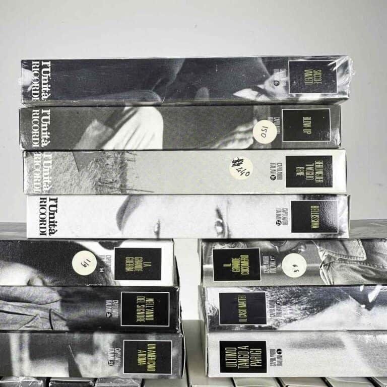 Lot Of Vhs Films Collection L Unit Memories, 25 Pieces photo furniture