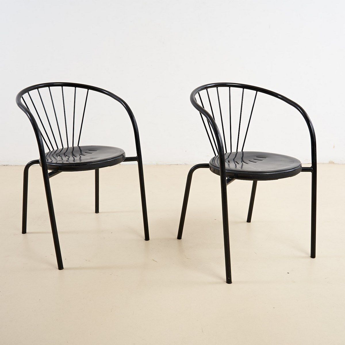 Pair Of Black Chairs In Sheet Metal And Metal Tube