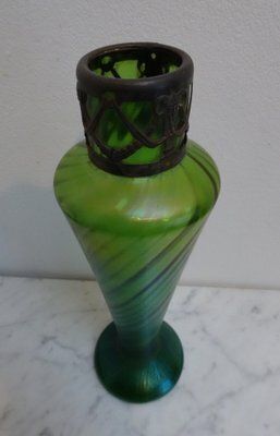 Art Nouveau Irisdescent Art Glass Vase photo furniture