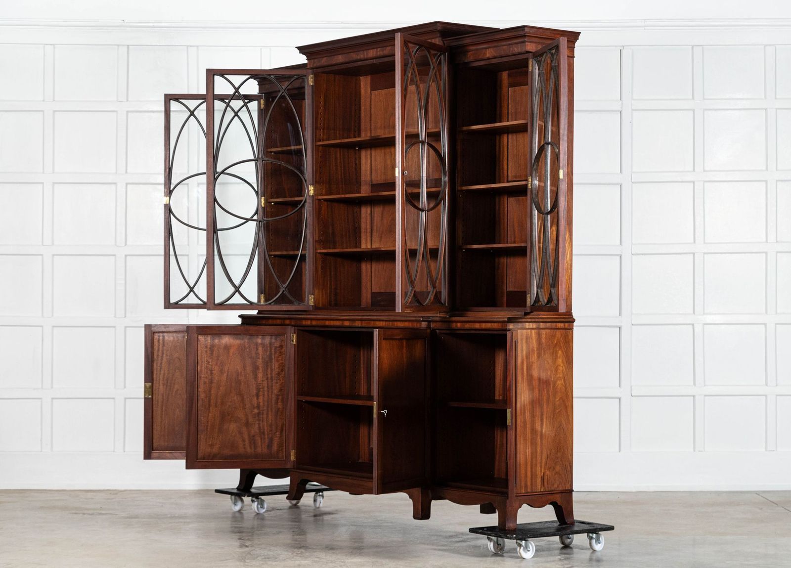 Large English Flame Mahogany Breakfront Bookcase photo vinterior
