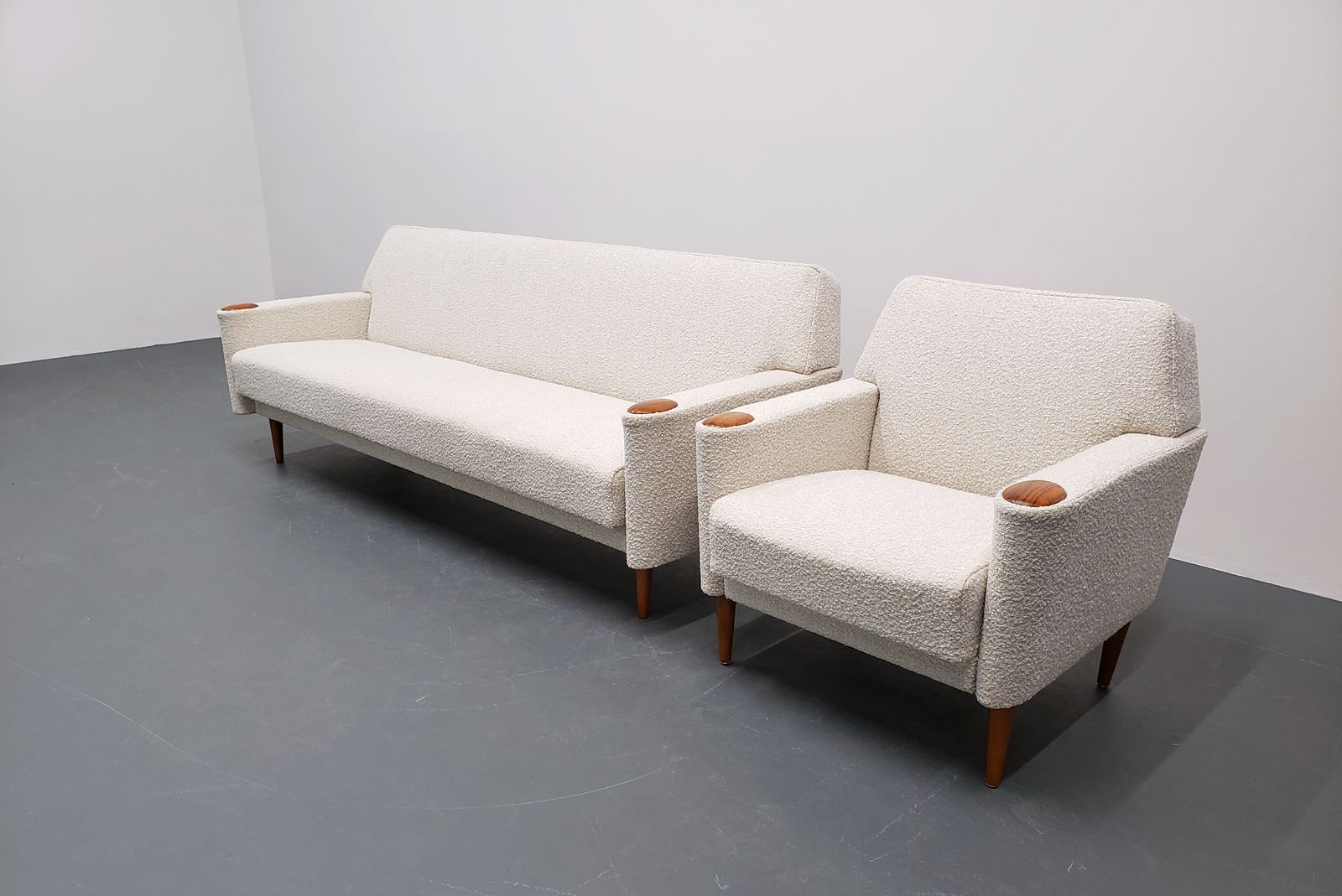 1960's Danish Lounger Chair In Beige Boucle photo for sale