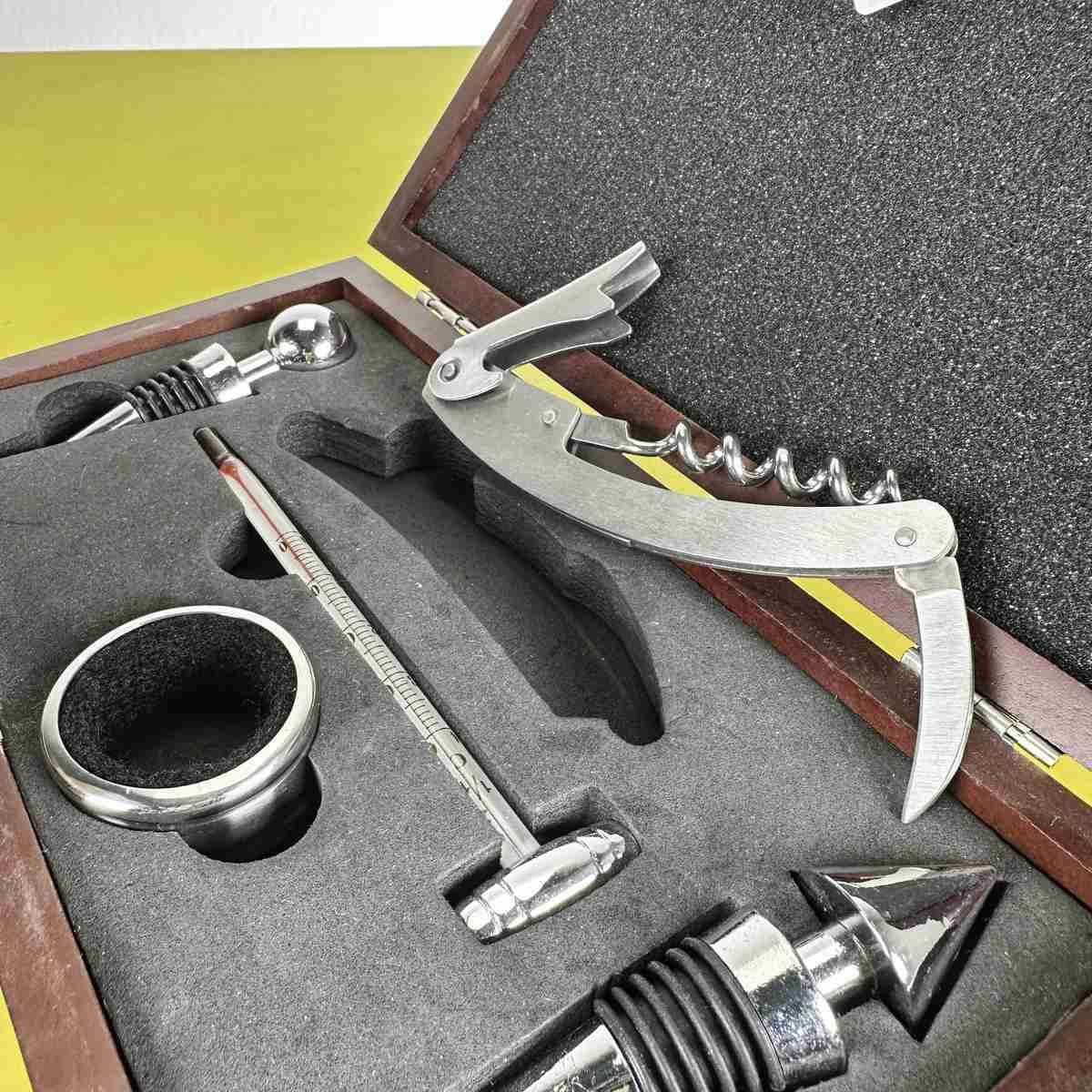 Vintage Wine Kit photo Home Decor
