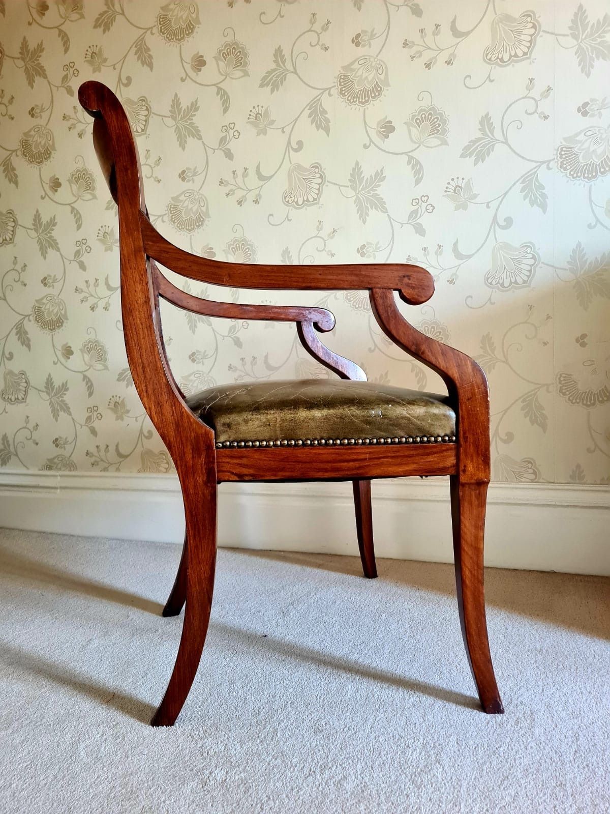 photo for sale Beautiful Regency Style Mahogany And Leather Dining Table And Chairs (4seat)