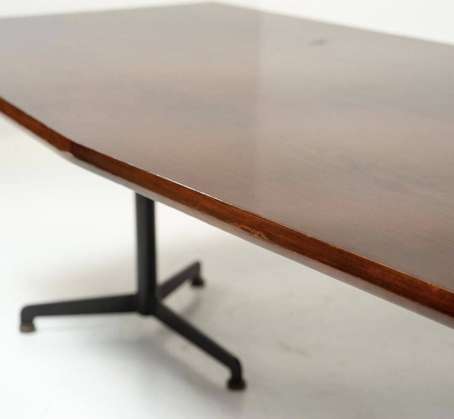 Mid Century Modern Desk By Olsvaldo Borsani, 1960s photo Furniture