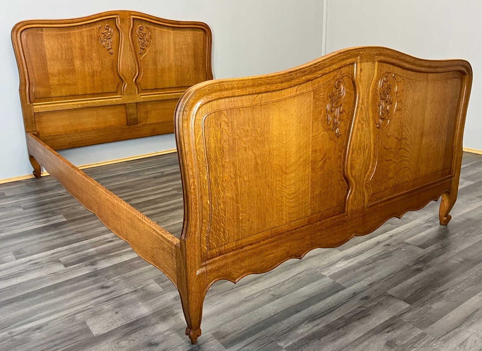 Vintage French Louis Oak Double Bed Frame Carved Antique – Lot 3654 photo vintage