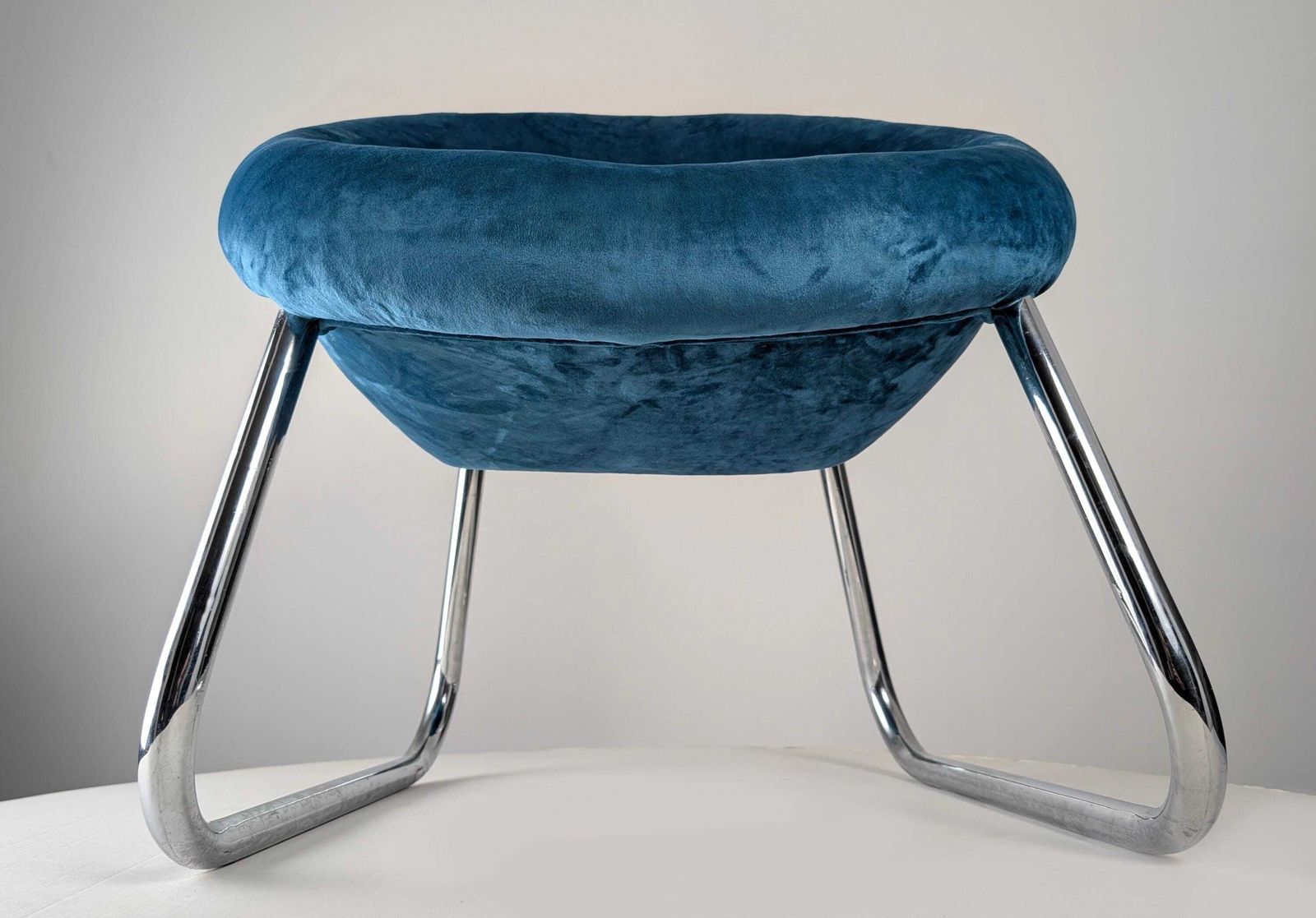 Pair Of Italian Armchairs In Chromed Metal And Blue Velvet, 1970s photo 3274.0