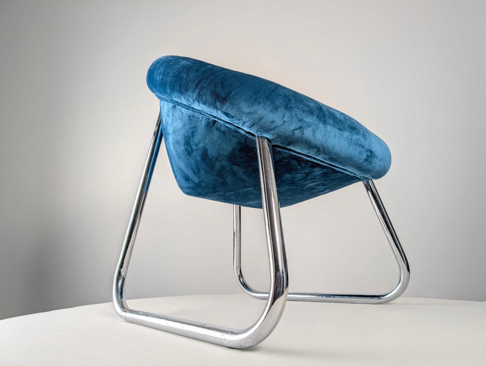 Pair Of Italian Armchairs In Chromed Metal And Blue Velvet, 1970s photo vinterior