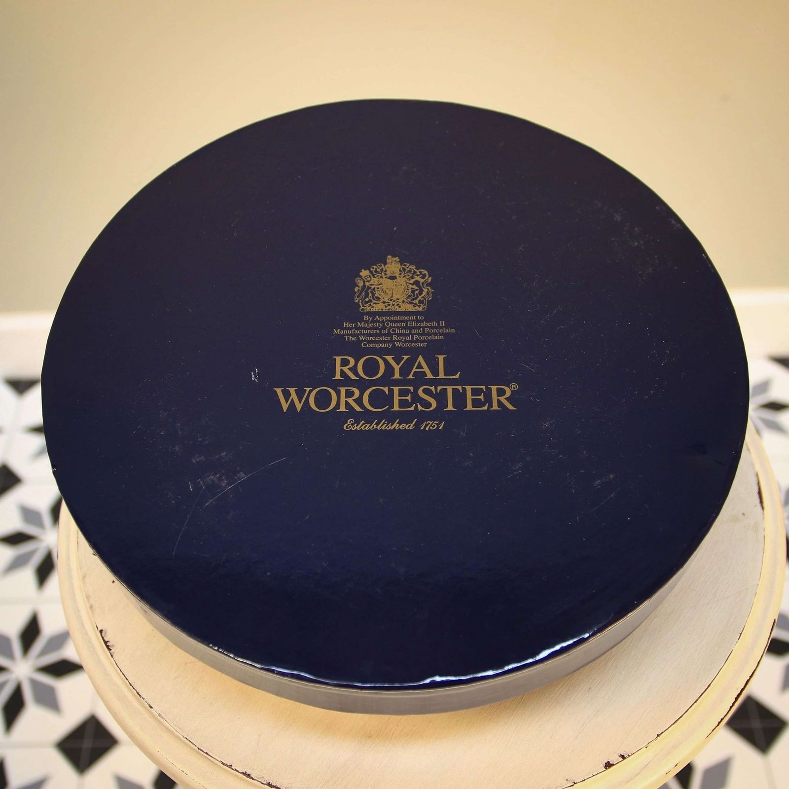 Boxed Royal Worcester Harlequin Set Of 4 Coffee Cups And Saucers photo furniture