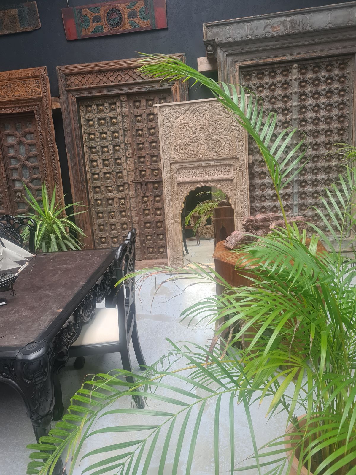 photo furniture 19th Century Antique Indian Wooden Jharokha Mirror | Handcrafted Wall Décor With Mughal Heritage & Rajasthani Carving
