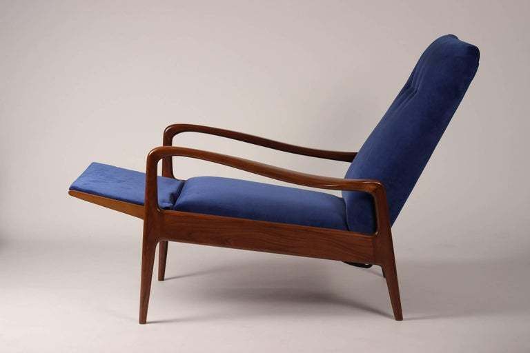 Mid Century Modern Reclining Lounge Chair By Greaves And Thomas photo for sale