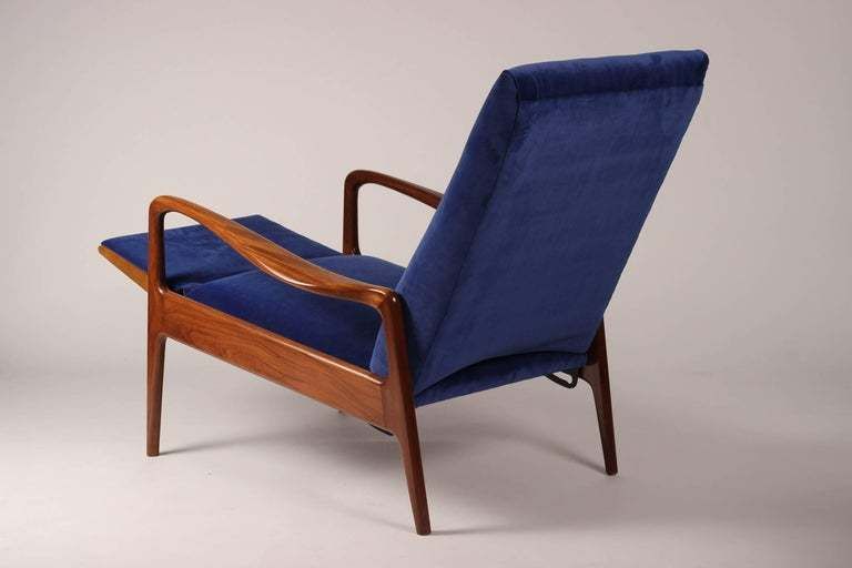 Mid Century Modern Reclining Lounge Chair By Greaves And Thomas photo vintage