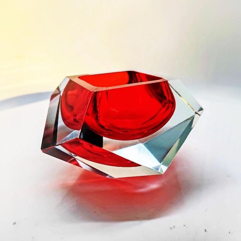 1960s Stunning Red Ashtray Or Catch All In Murano Glass By Flavio Poli For Seguso. photo furniture