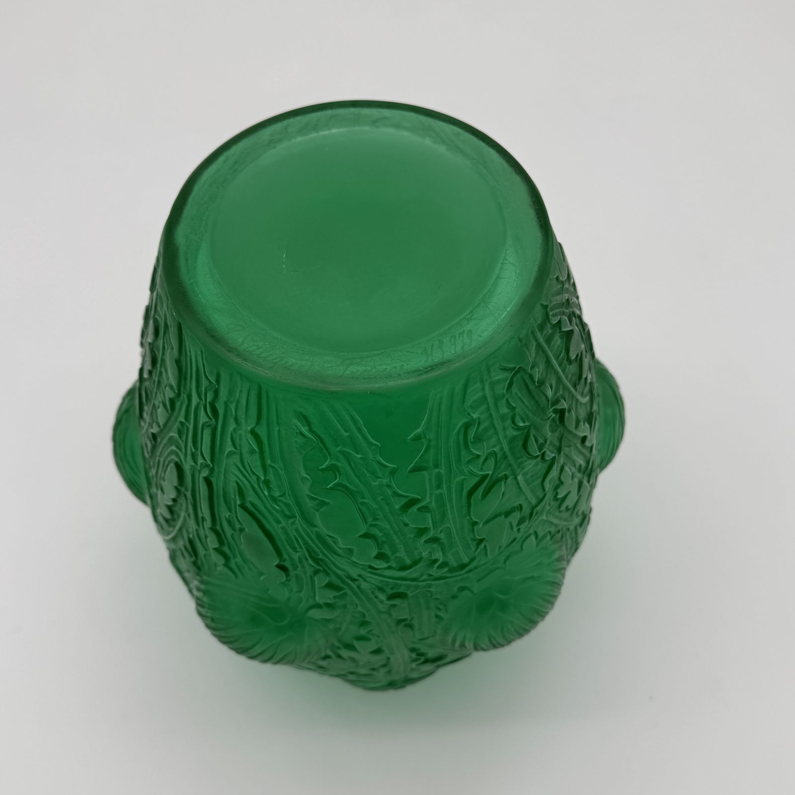 à R.Lalique Green Glass Domrémy Vase photo furniture