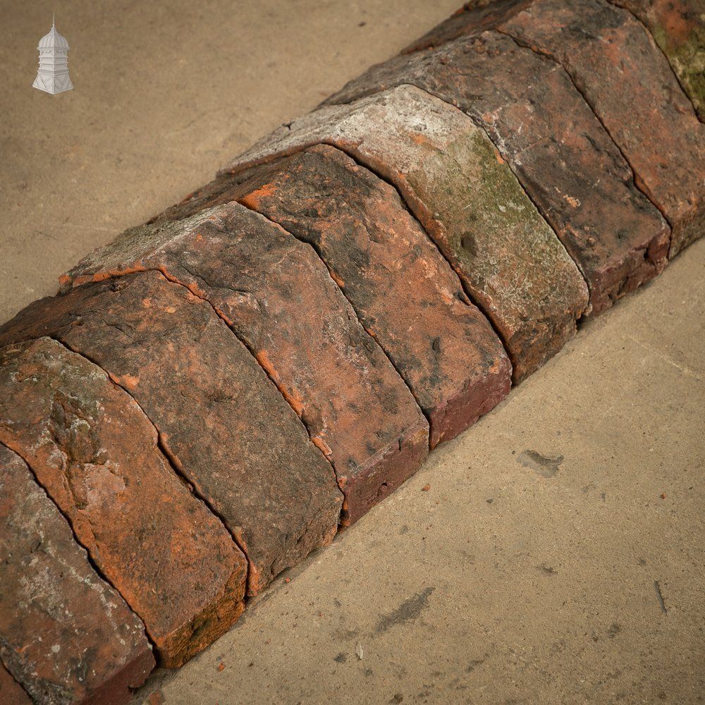 Saddleback Coping Bricks, Batch Of 190 Red Brick Copings   A Run Of 15 Metres