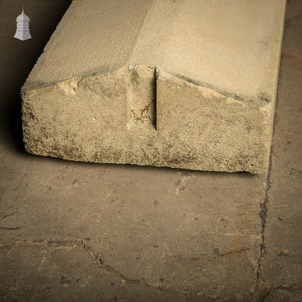 588.0 Twice Weathered Coping, Stone Wall Top Copings   A Run Of 5.5 Metres photo