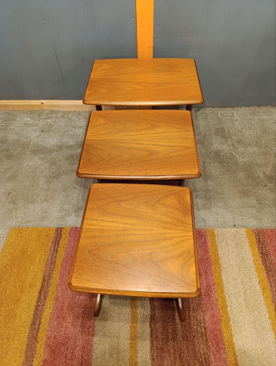 photo furniture Set Of 3 Whale Tail Nesting Tables By G Plan   Teak, Mid Century Modern Design, 1970s