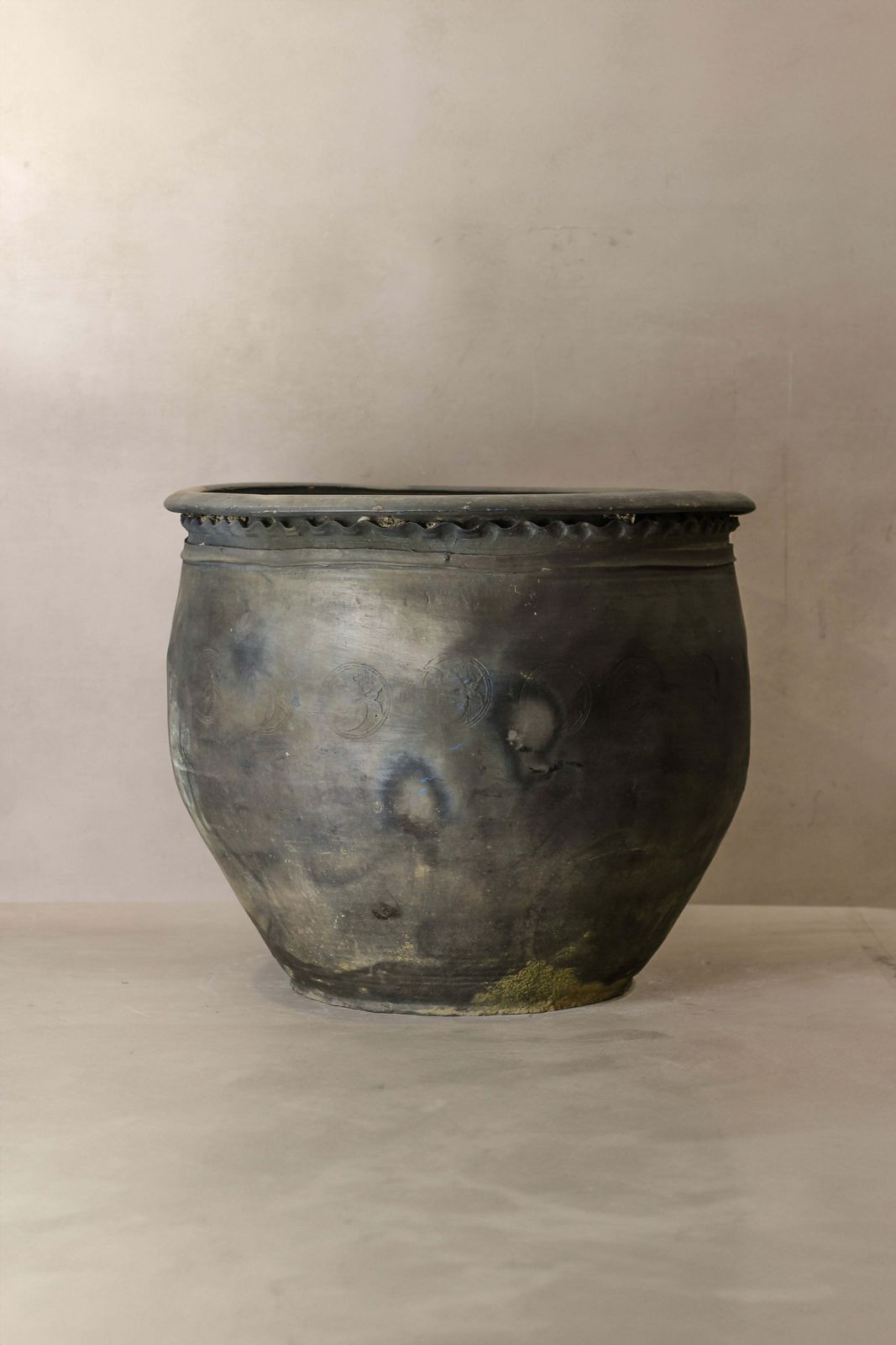 Big Old Grey Asian Pots   L017 photo for sale