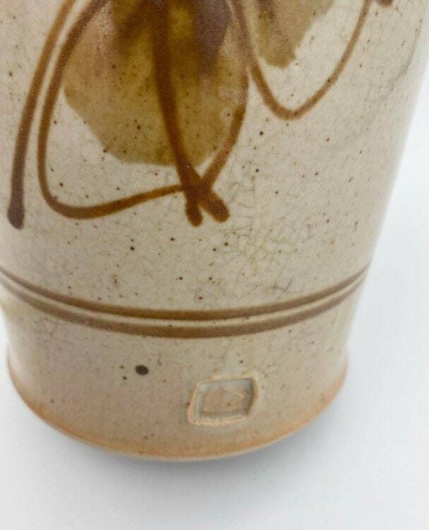 Vintage Otagiri Pottery Lamp, Mid Century Ceramic Table Lamp, Beige Lamp, Medium Table Lamp, Japanese Stoneware Lamp, 70s Lamp photo Lighting