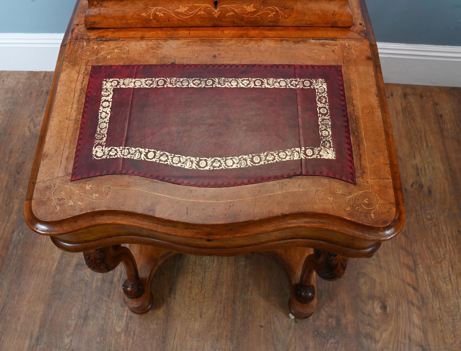 Victorian Davenport Desk Burr Walnut 1860 photo vinterior