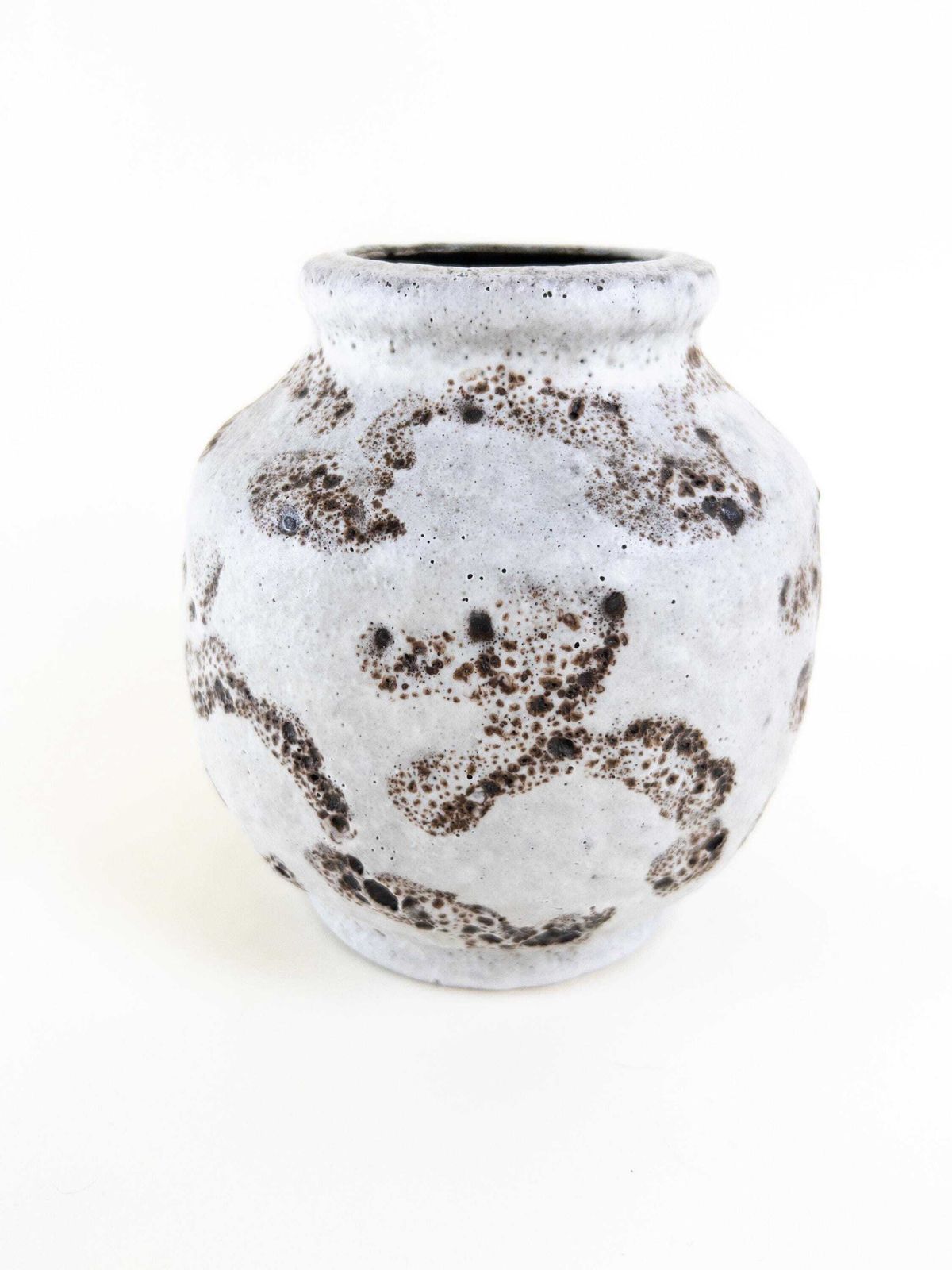 West German Pottery   Bay Keramik Foamy Fat Lava Ball Vase   Mid Century Ceramic   Bay 563 14 photo vinterior