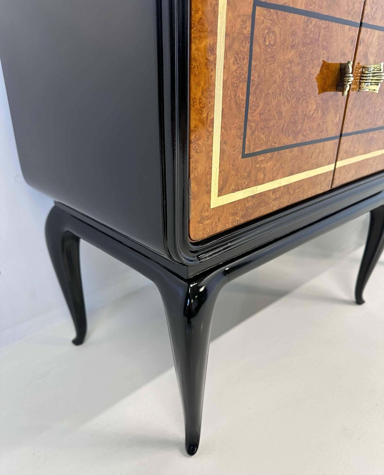 Italian Art Deco Nightstands In Maple, Gold Leaf And Black Lacquer, 1940s photo 2357.0