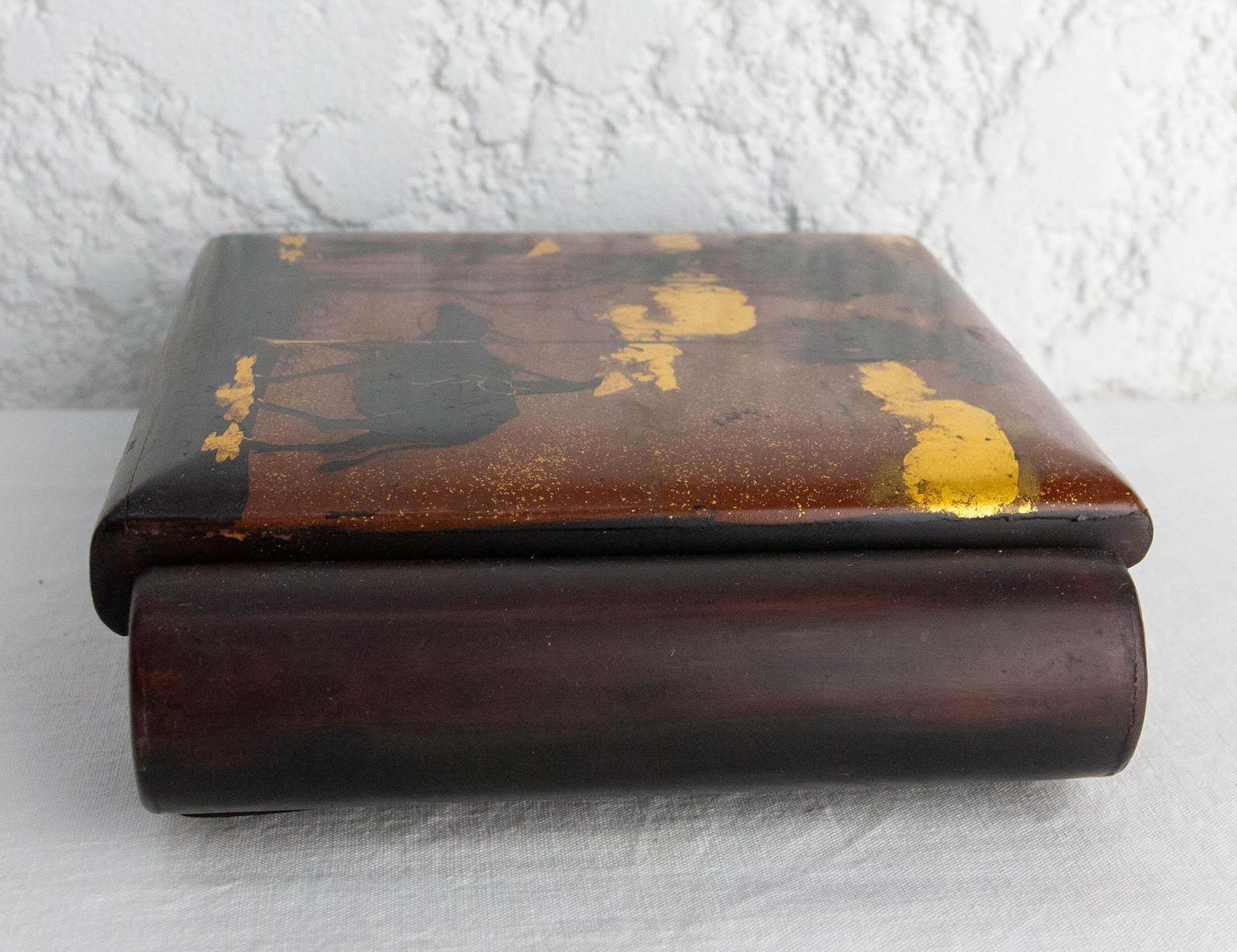 Lacquered Jewels Box, Scene Of Rural Life Wood Velvet & Mirror, Vietnam, C 1960 photo vinterior